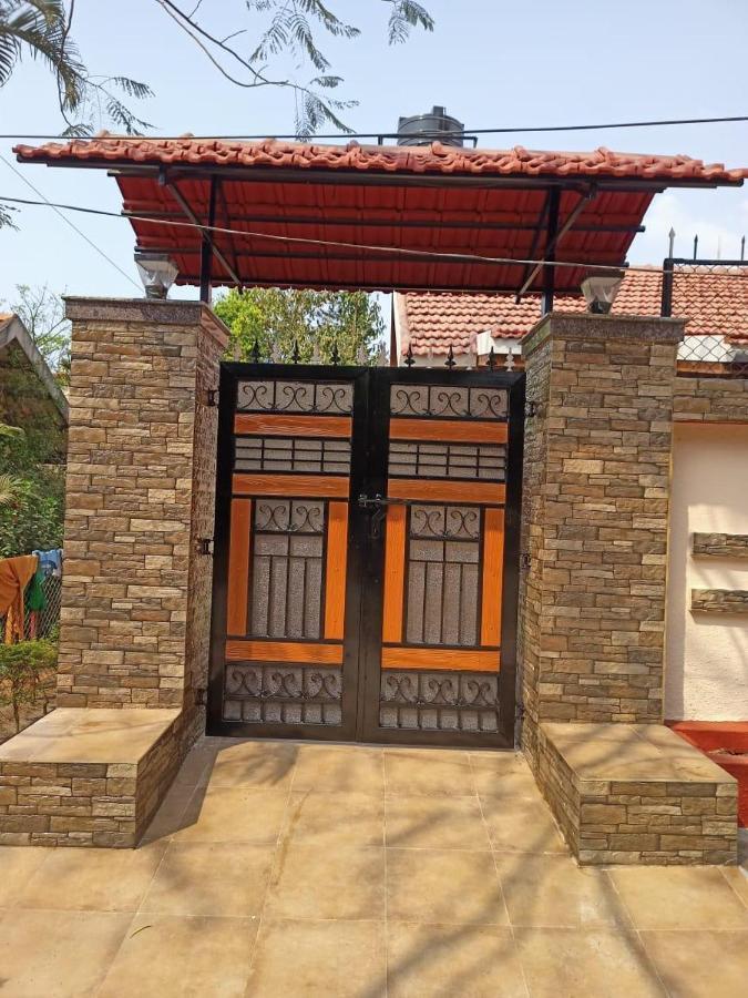 Singh Cottage Lonavala Extérieur photo